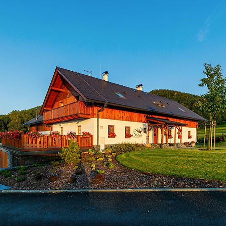 Penzion Stříbrník Krásná Exteriér fotografie