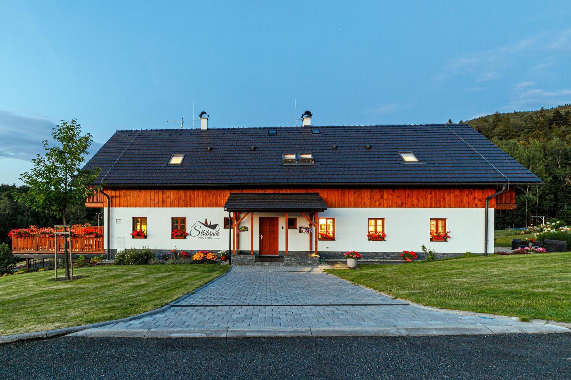 Penzion Stříbrník Krásná Exteriér fotografie